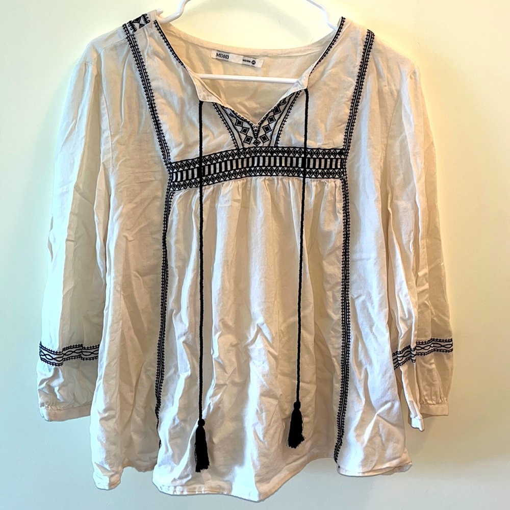 Mixxo Flowy Blouse